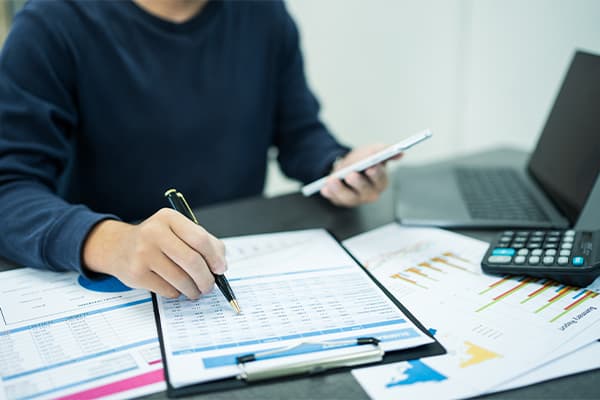 2025 Tax Law Overview: Brackets, Deductions & What You Should Know | tax relief | Article Thumbnail